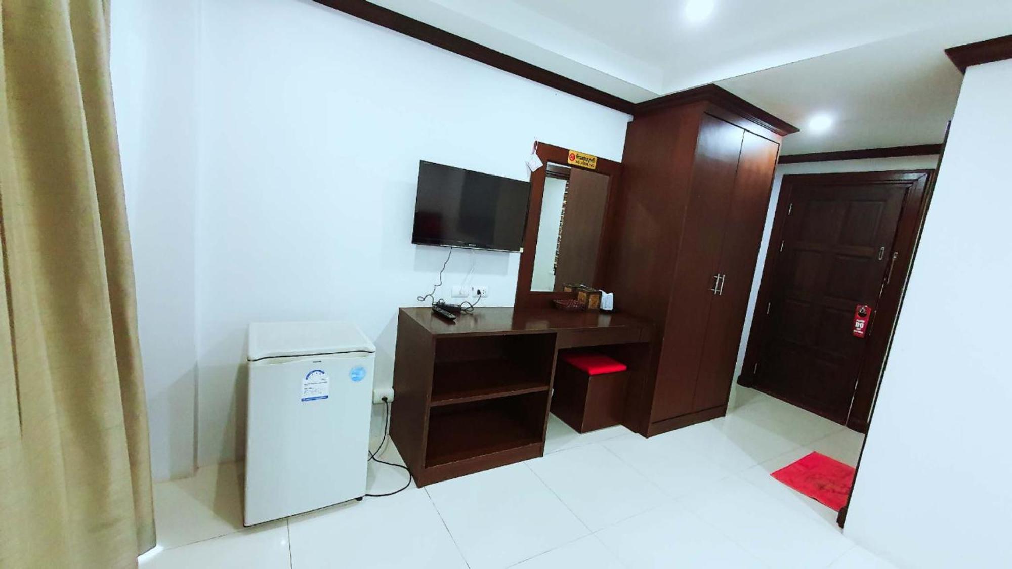 水果天堂旅馆 Hotel Patong Ngoại thất bức ảnh